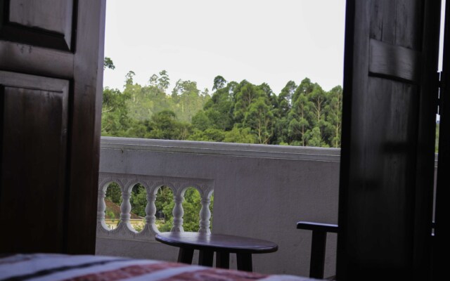 Yoho King Garden View Hotel