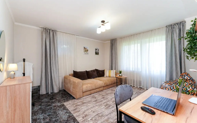3 Gosti-24 Na Krymskoy Apartment