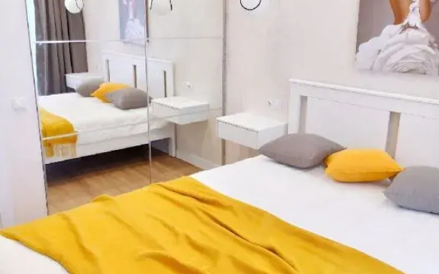 Апартаменты На Цветаевой 9/3 (1)