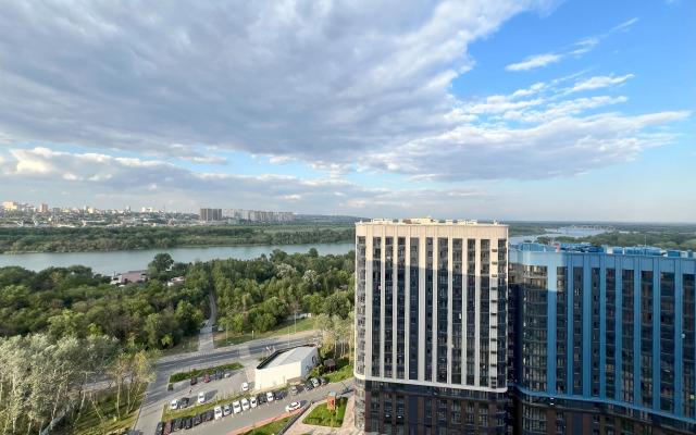 V Tsentre Goroda Zhk Levoberezhye Flat