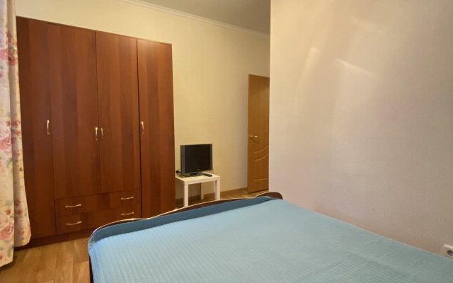 3 Komnatnaya Kvartira Naprotiv Akvaparka Flat
