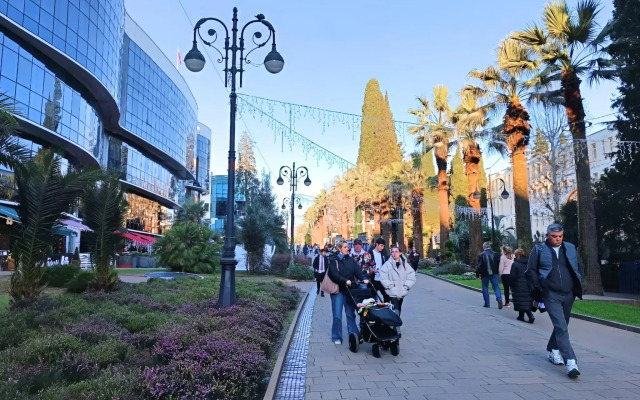 Ryadom s Morem v Tsentre Sochi Flat