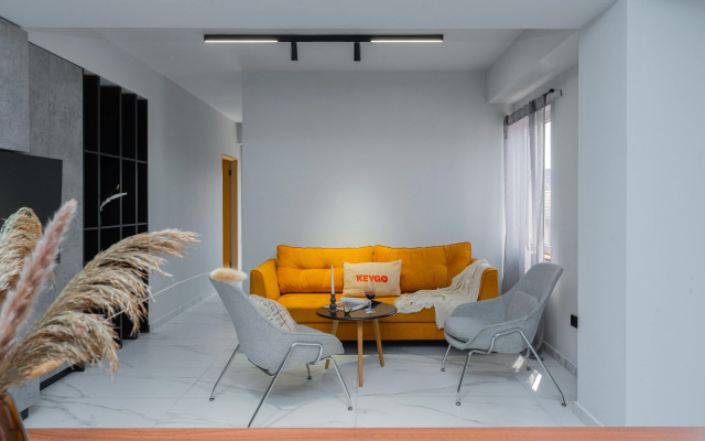 KeyGo #0163, 2 Bedroom, Balcony near Park Apartments