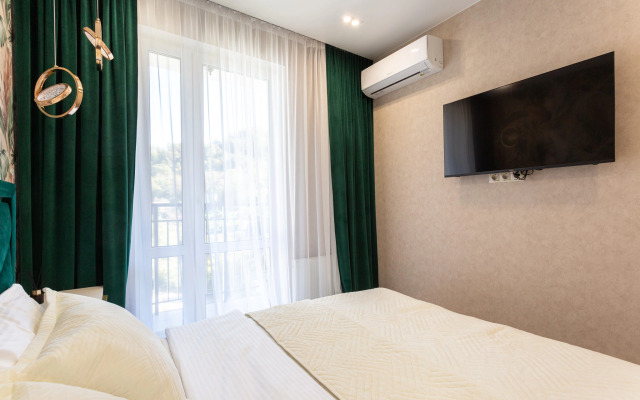 Uyutnaya Dvukhkomnatnaya S Balkonom V Mkr. Kudepsta Flat