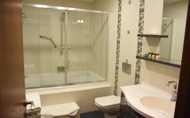 Belle Maison Hotel&Residence, Apartment Hotel