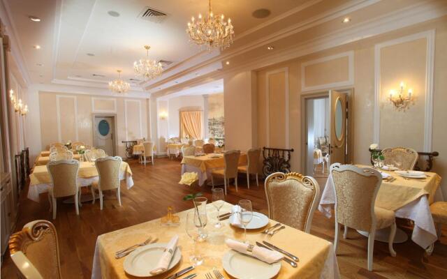 Aleksandrovski Grand Hotel Vladikavkaz