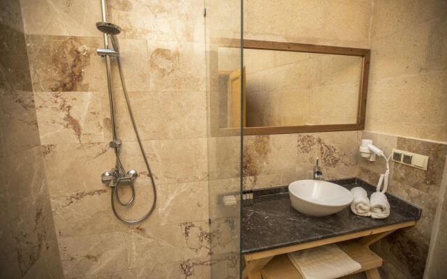Helike Cave Suites