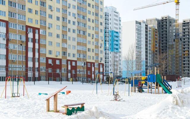 Kvartira na Prospekte Vraca Surova 26