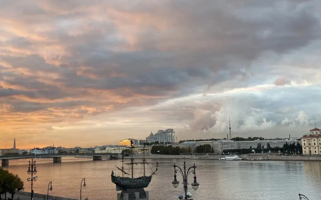 Апартаменты ApartH с видом на город и камином