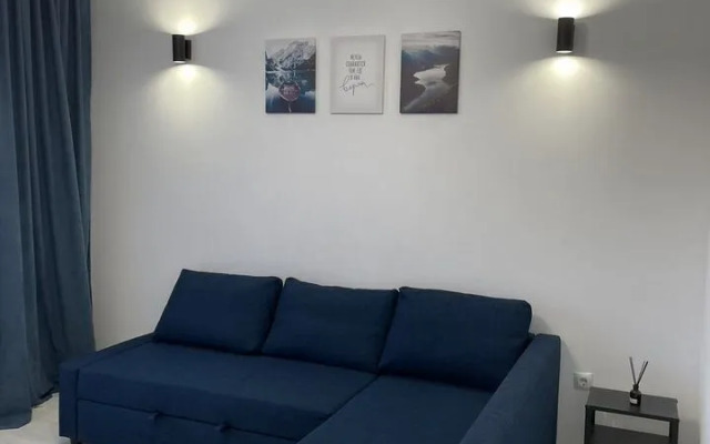 Квартира c нoвым coвременным peмoнтoм и новой техникoй