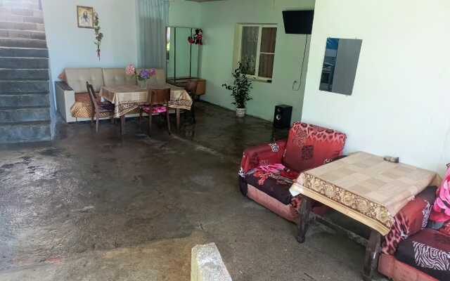 Tikhiy Ugolok Private House