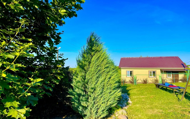 Na Beregu Ozera Plescheevo 57b Private house