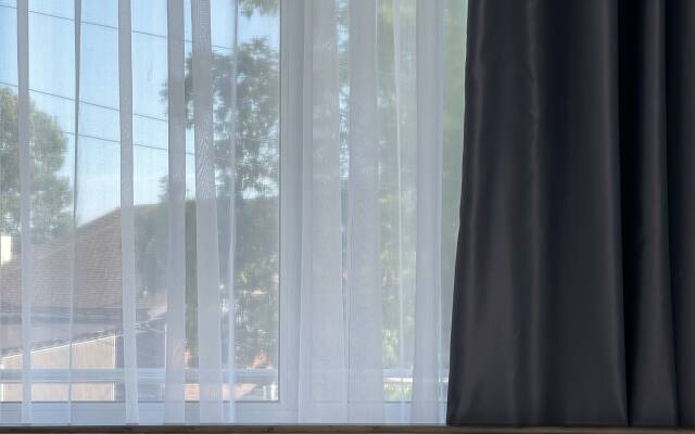 S basseynom i 5 master spalnyami Villa