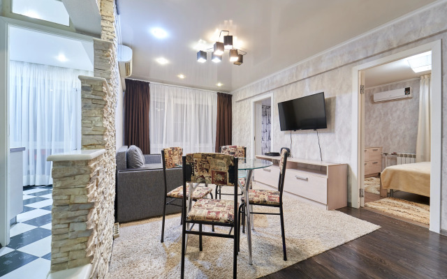 Апартаменты на Островского 37