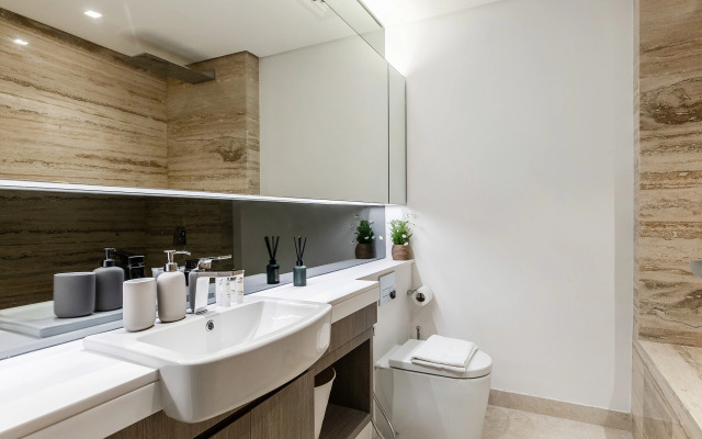 Downtown Dubai Studio Close to Dubai Mall Apartments