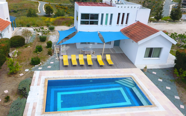 Med Coast Deluxe Villa