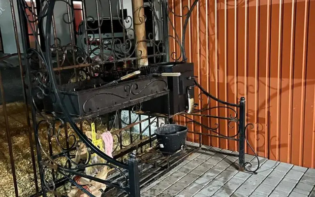 Белый песок