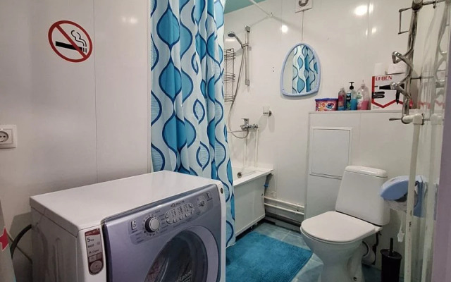Uray Posutochno Flat