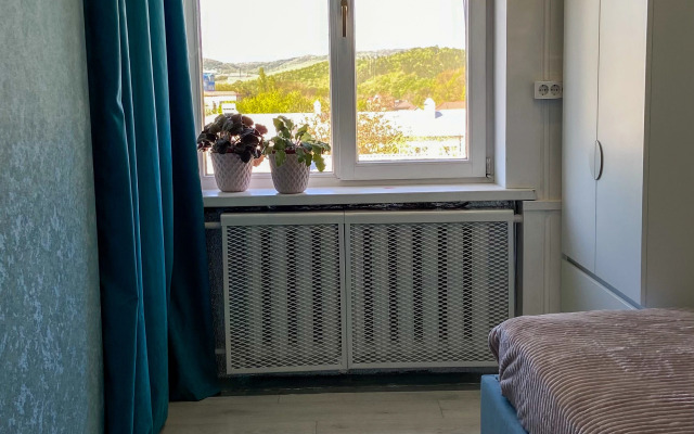 S Vidom Na Ozero Abrau Apartments
