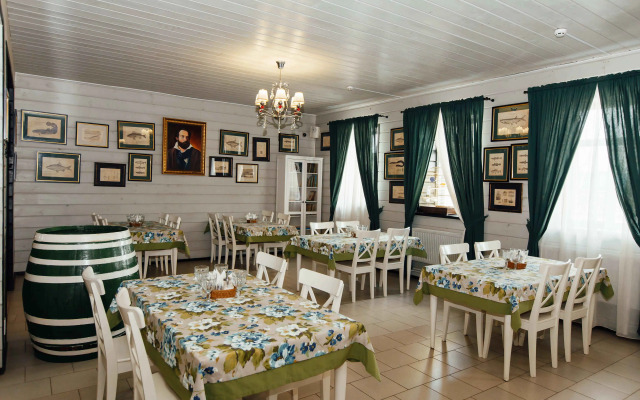Hotel Rostovskiy