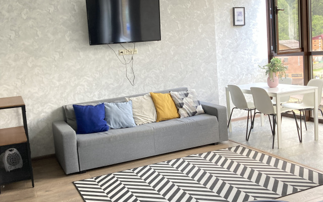 Yevrodvushka V Tsentre Dombaya Apartments