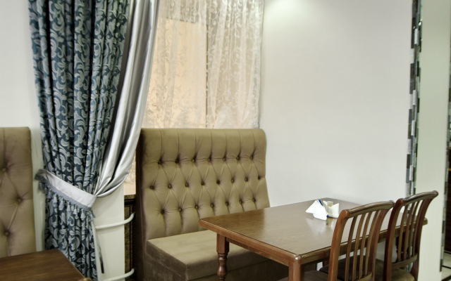 Arbat Hotel