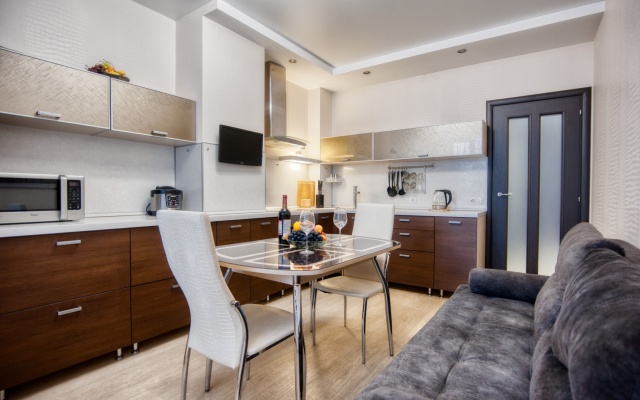 EL'HOME ryadom s Volgoy Apartments