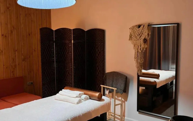 Отель Dreamland Villas