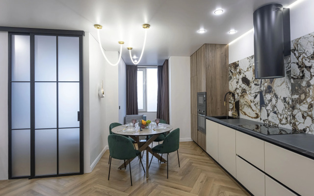 1 Posutochny Apartments