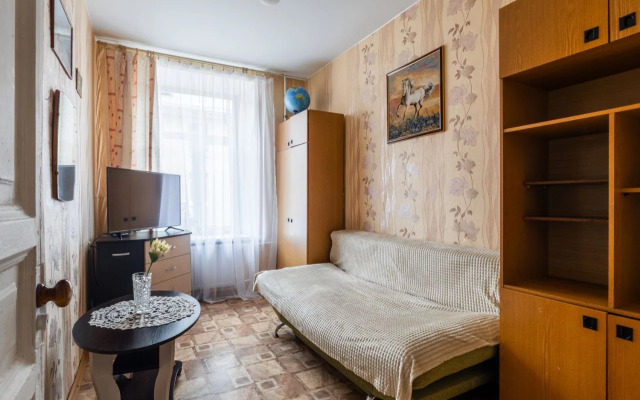 Smolenskaya 1 Okolo Metro Frunzenskaya Flat