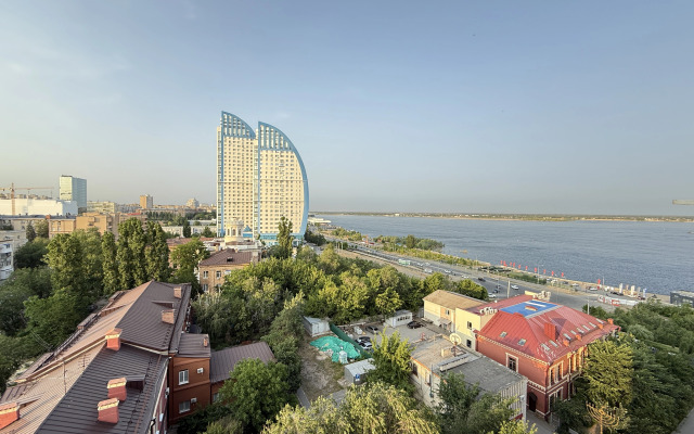 Uyutnaya S Vidom Na Volgu I Volzhskie Parusa Flat