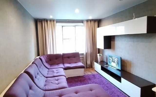 Na Prospekte Lenina 60B Flat