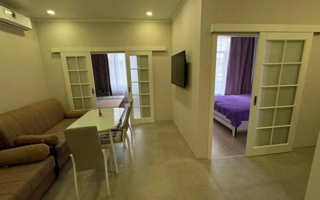 Квартира Новая уютная в центре 15 минут до моря