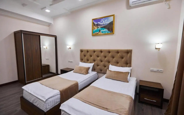 Grand Art Hotel