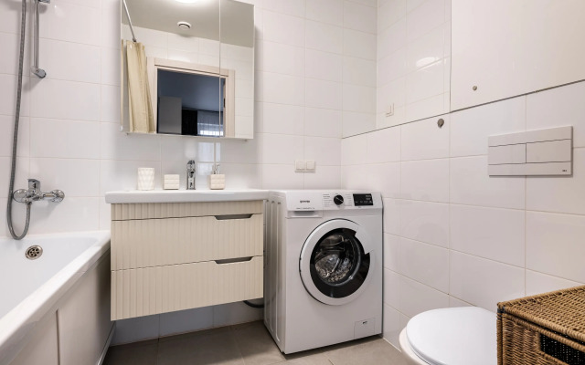 Vidovaya Uglovaya Evro-treshka Flat