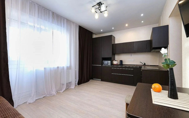 Ryadom S Zhd Vokzalom Flat