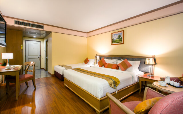 Отель Siam Mandarina
