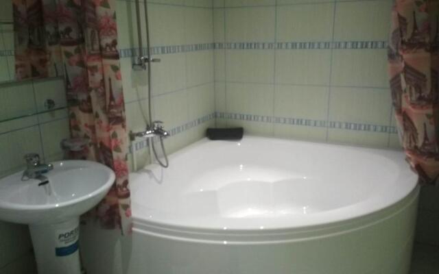 Gostinica Oktyabr'skaya Hotel