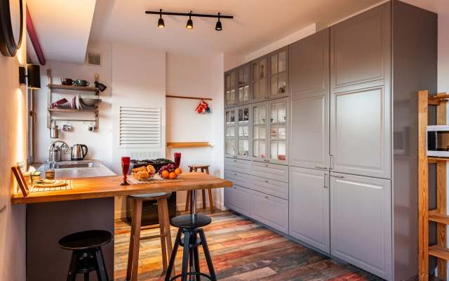 Dvukhkomnatnye Apartamenty Natali U Metro Sevastopolskaya Apartments