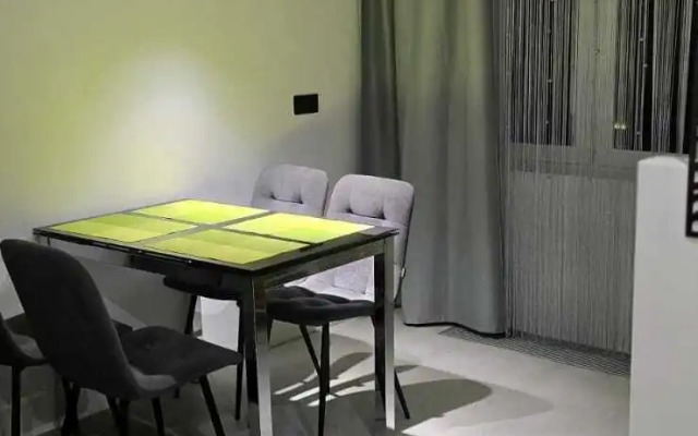 Квартира на Сергея Жадобкина 11