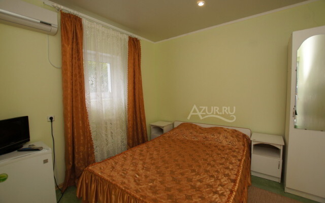 Kedr Guest House