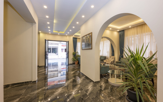Legend Tulip Hotel