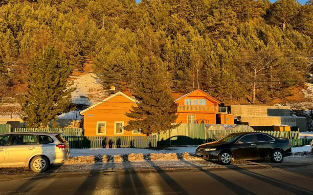 Na Beregu Baykala Guest House