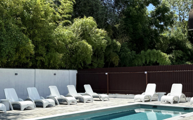 Rodos s Bolshoj Terrasoj Apartments