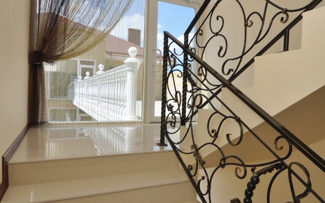 Astoriya Guest house
