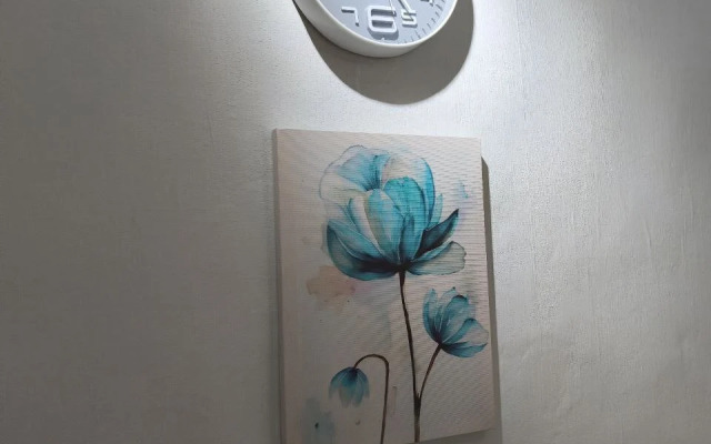 Na ulitse Dobrynina 17A Flat