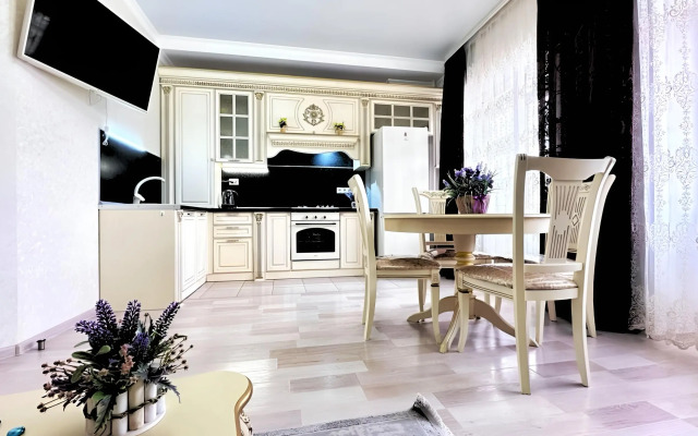 Квартира в Центре Курортной Зоны 27/1