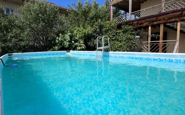 Hosta Guest House