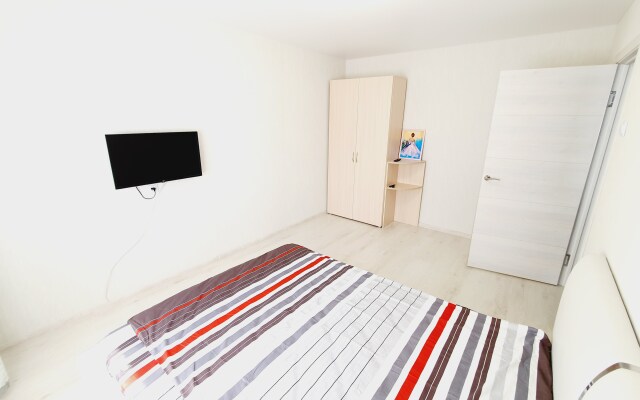Na Solnechnoy 1 Apartments