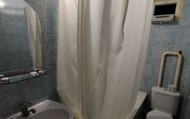 Parvina Hotel